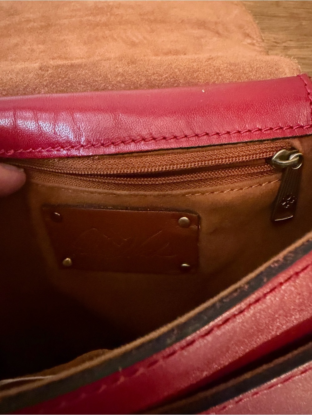 Patricia Nash Ruby Red Rose Embossed Leather Saddle Crossbody Bag Floral - Picture 14 of 16